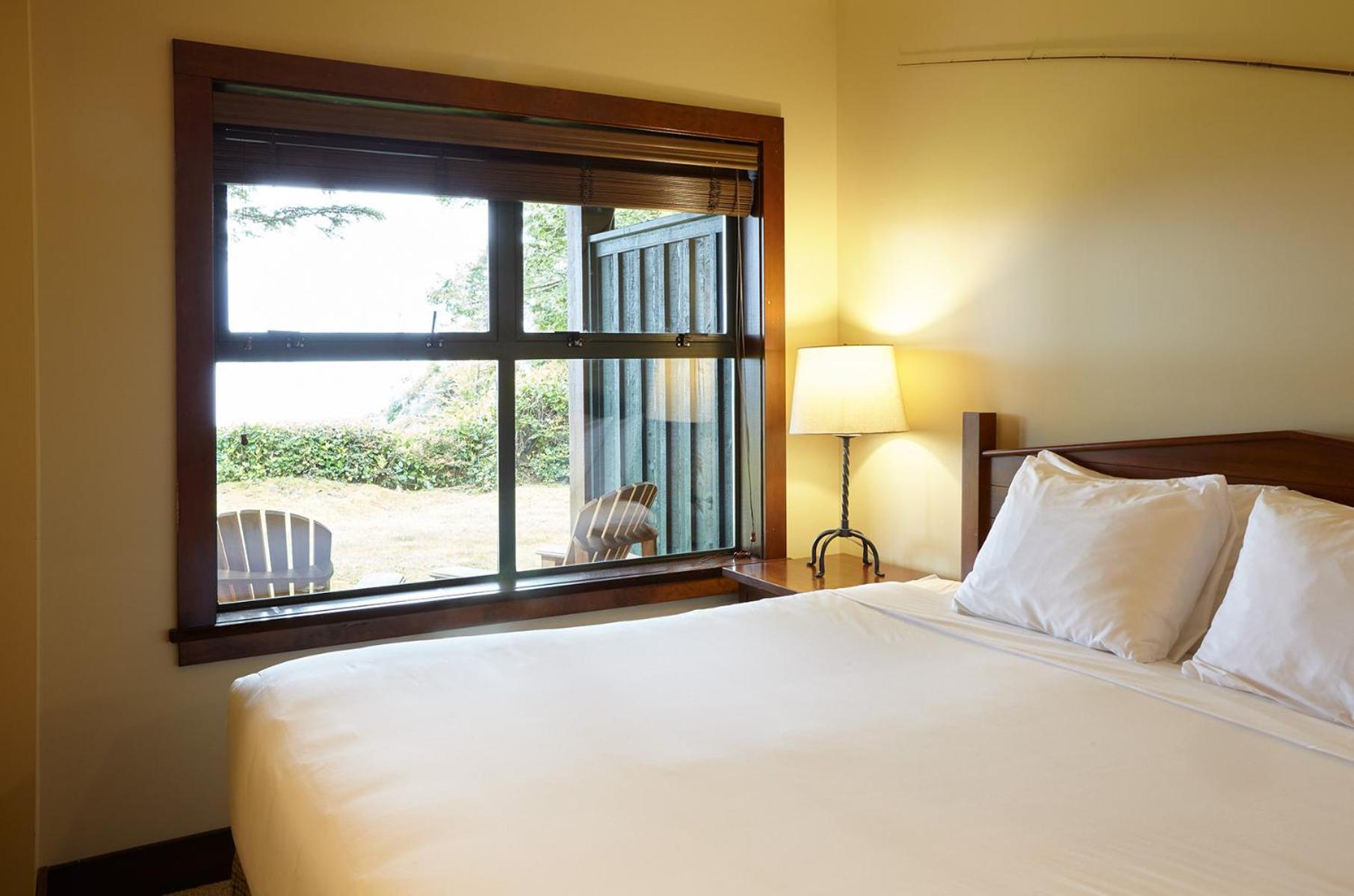 Middle Beach Lodge Тофино Экстерьер фото