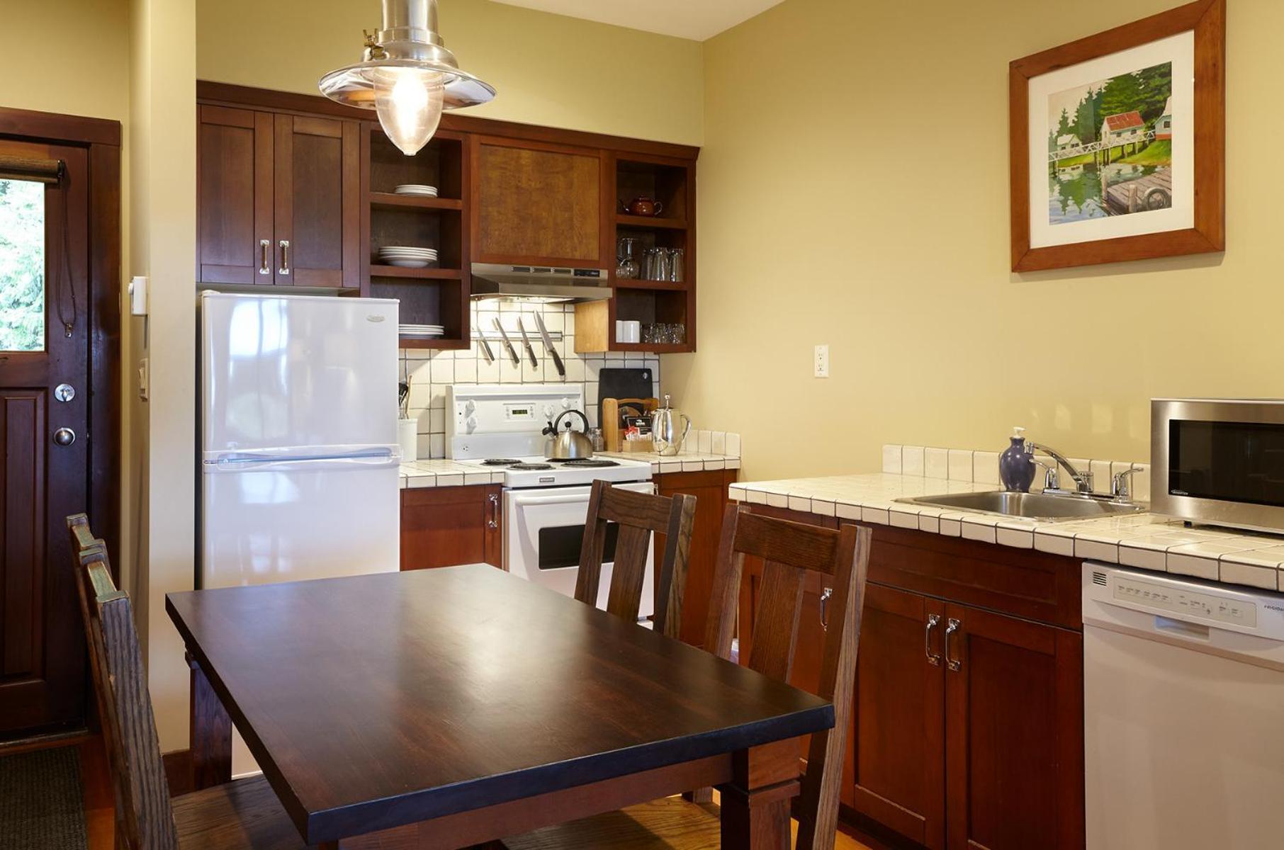 Middle Beach Lodge Тофино Экстерьер фото