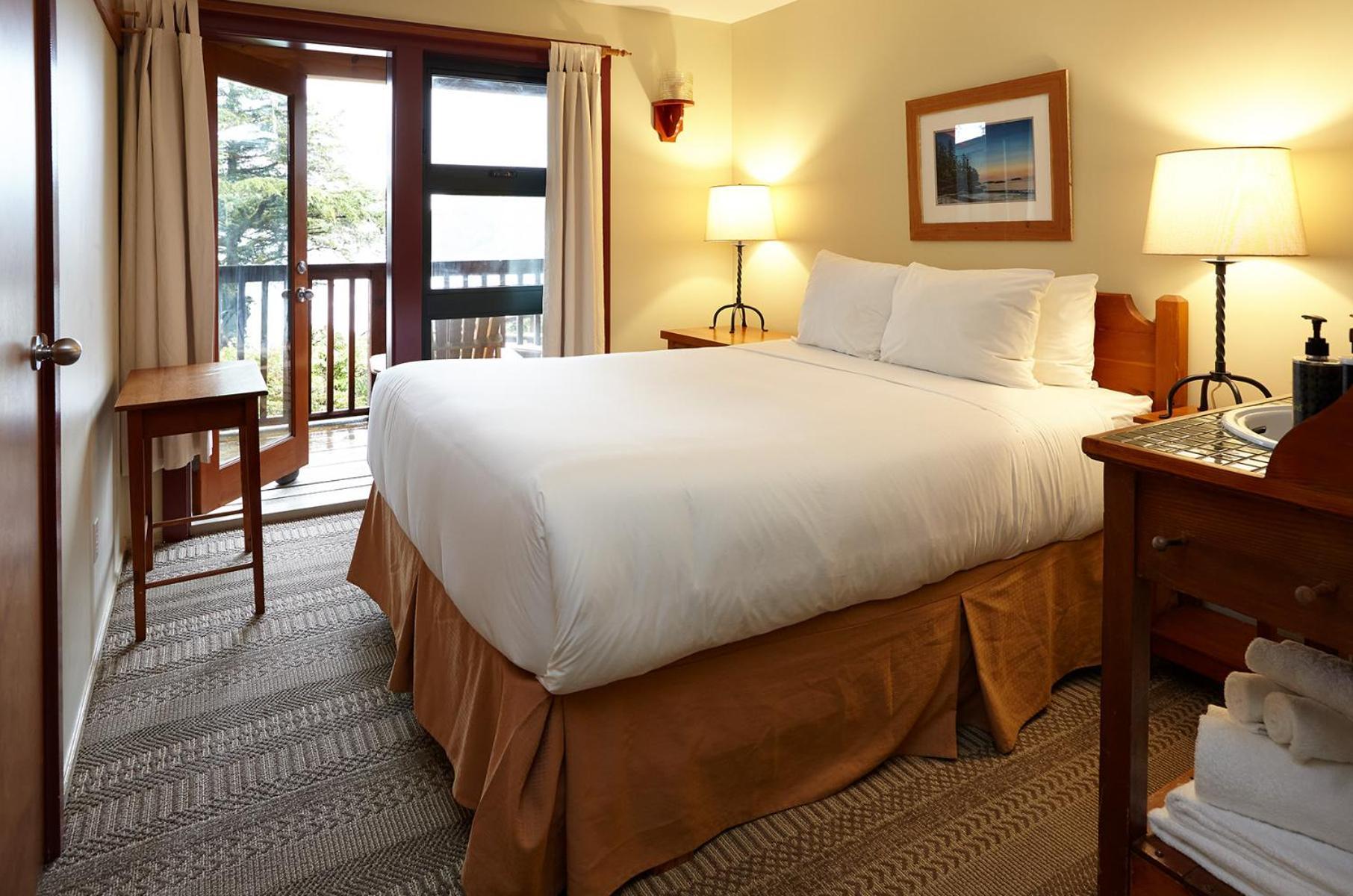 Middle Beach Lodge Тофино Экстерьер фото