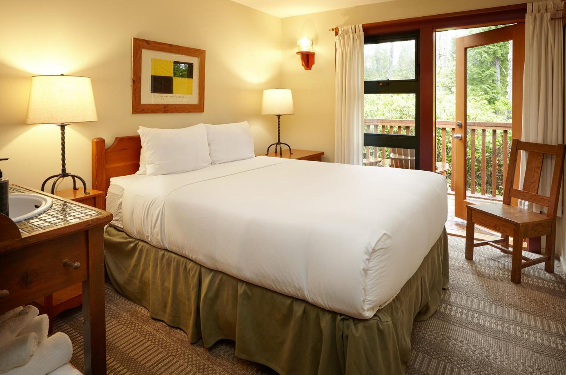 Middle Beach Lodge Тофино Экстерьер фото