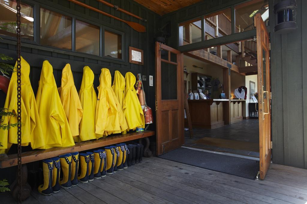 Middle Beach Lodge Тофино Экстерьер фото